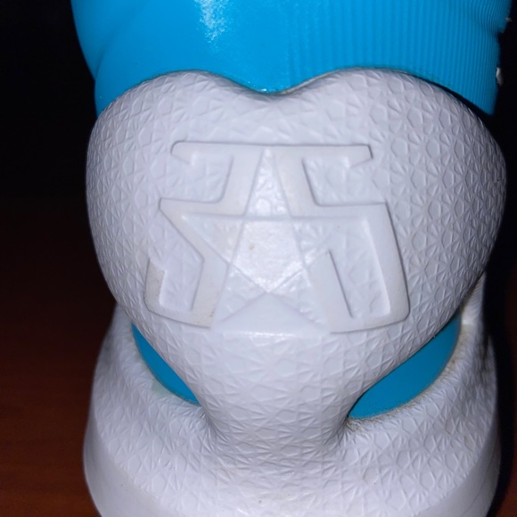 Nike KD 5 Easter Blue - Picture 8 of 10